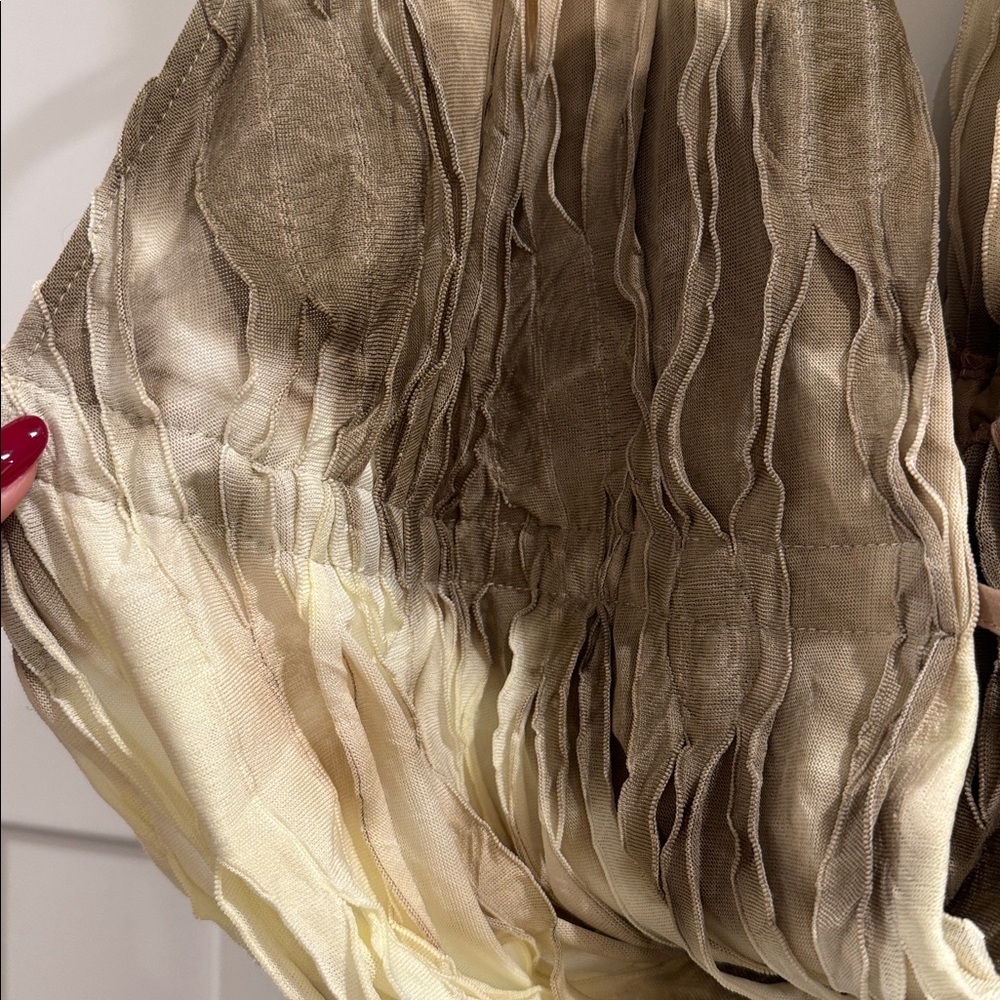 AS IS Pretty Little Thing Taupe Frayed Textured Halter Top, Size UK 8, US 4 - Picture 4 of 6